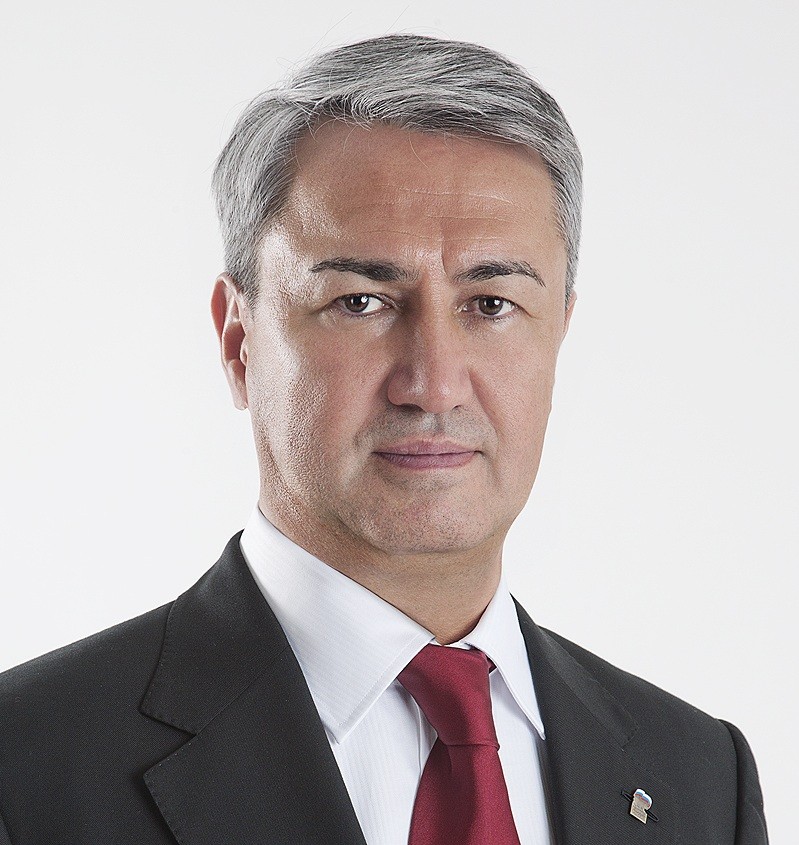 Рахим Азимов стал первым зампредом Комитета Госдумы по борьбе с коррупцией