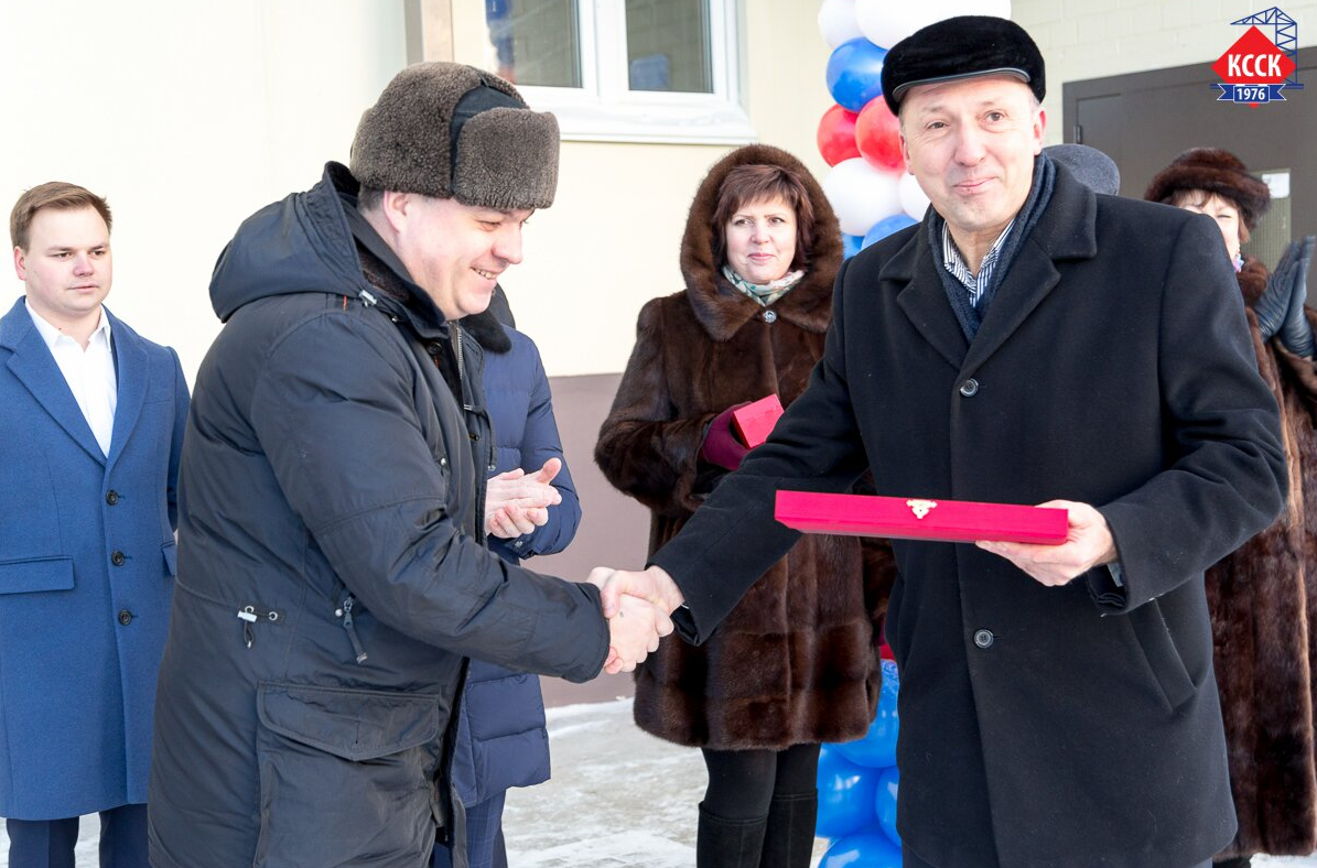 Кировский ССК торжественно открыл дом для детей-сирот