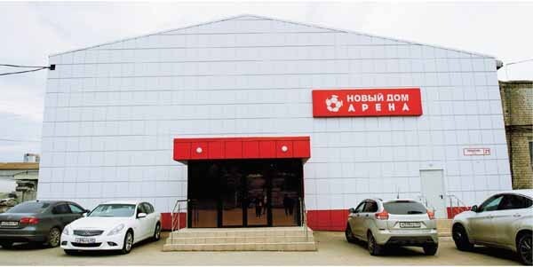 Манеж с крышей для ребенка jetem. Новый дом манеж. Манеж газпром на крестовском острове. Теннисная аллея 3 легкоатлетический манеж. Капелла манеж хэппи зоо.