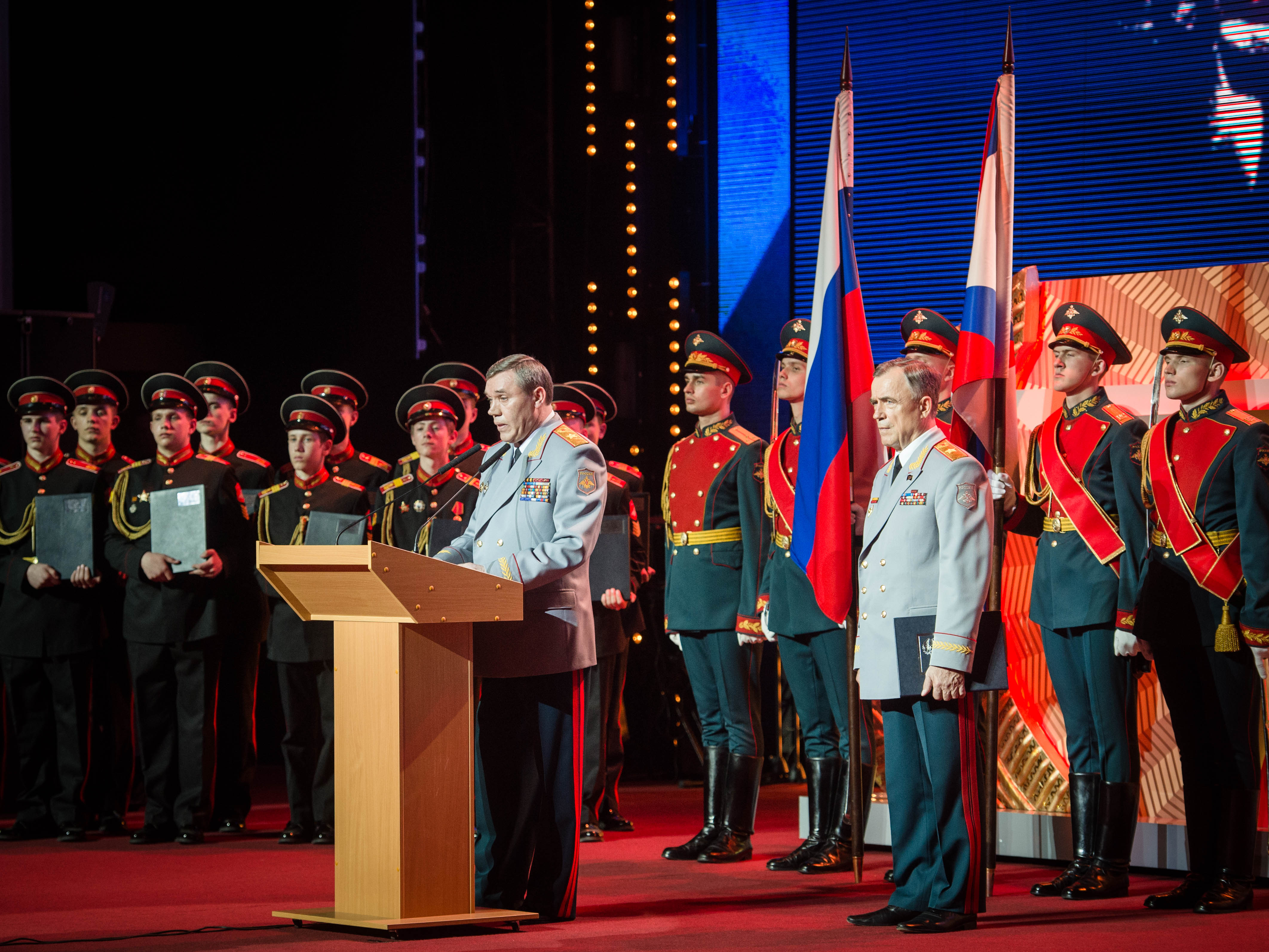 Премия героев сухопутных войск. Фонд Генерала армии Дубынина. Церемония награждения героев России. Награды Дубынина. Фото Дубынина.