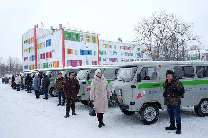 Медицинский автопарк районов Кировской области пополнился 32 машинами