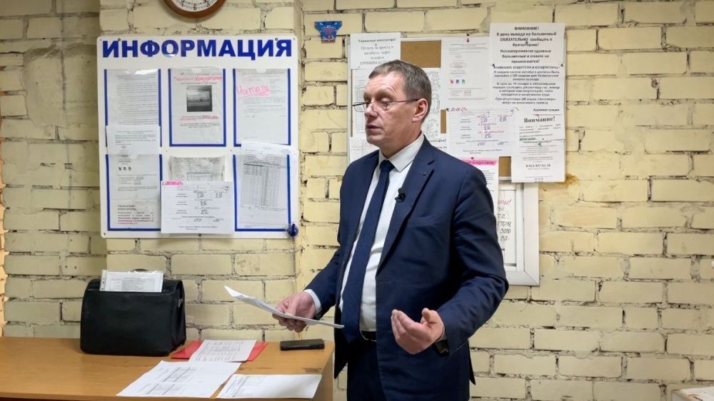 Начальник отдела транспорта администрации Кирова Виктор Вострецов написал заявление об увольнении
