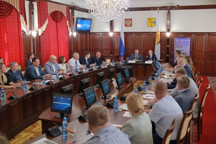 Сандалов рассказал про торговое представительство Кировской области в Китае