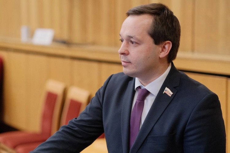 Павел Дорофеев предложил выдавать молодым семьям беспроцентные займы на первый взнос по ипотеке