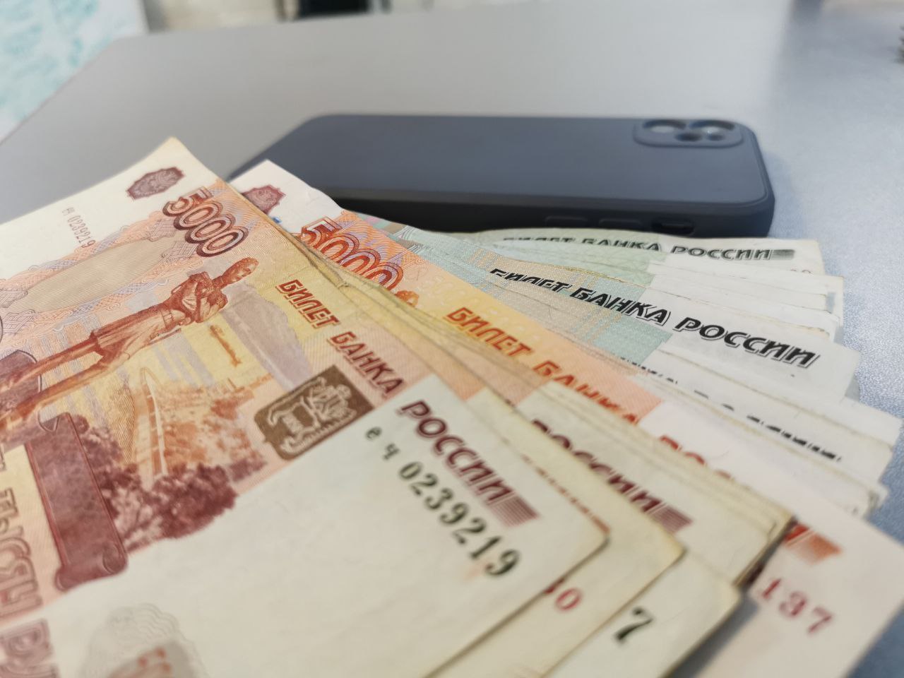 В Кирове бывший инспектор ГАИ разбогател на 4,1 млн рублей В Кирове бывший инспектор ГАИ разбогател на 4,1 млн рублей