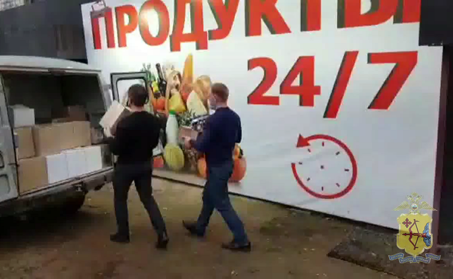 Новости от «Бизнес новостей» Полиция изъяла 300 литров алкоголя из 4 кировских магазинов