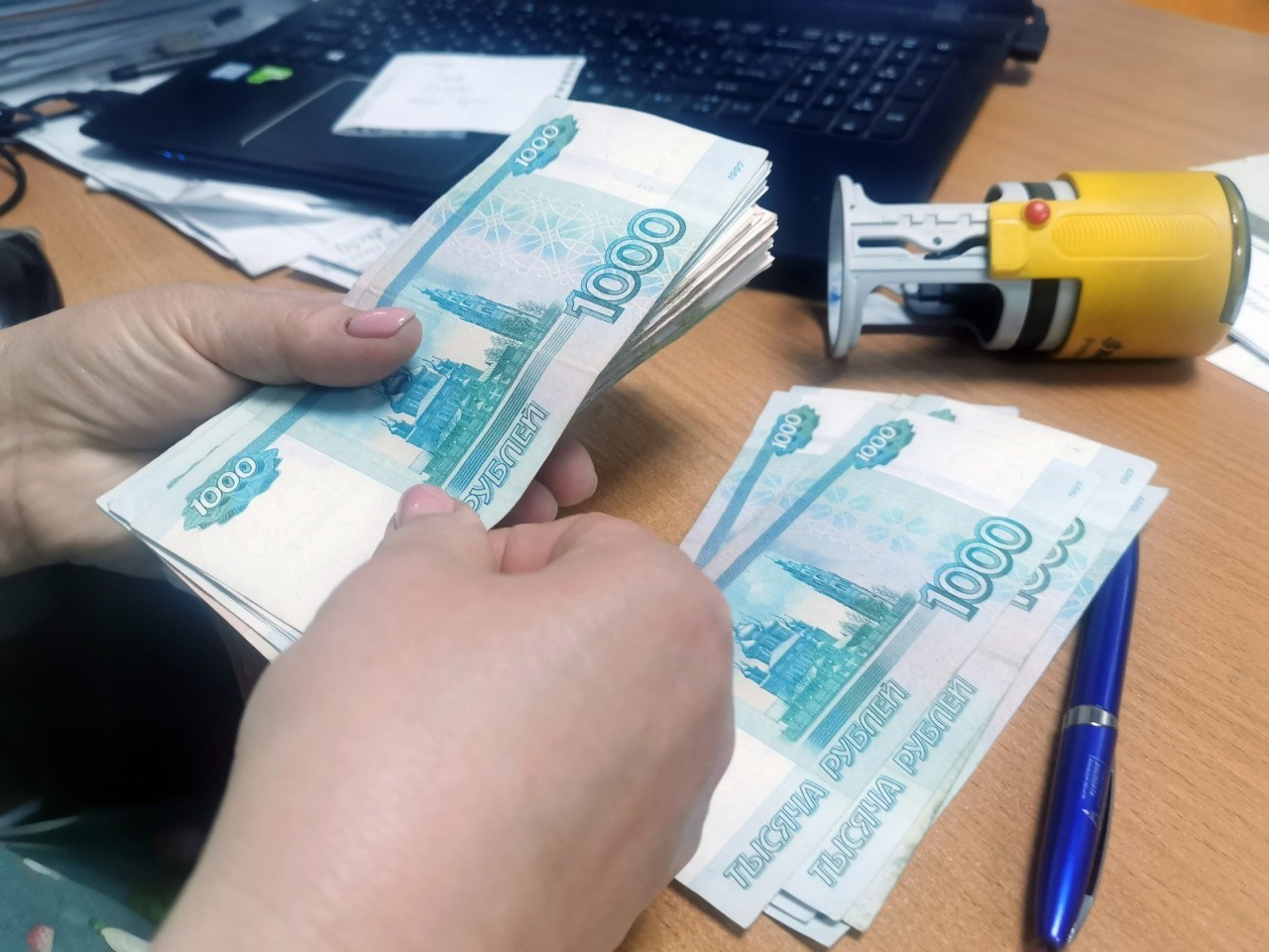 «КАМАЗ» на 5,2% повышает тарифы и оклады сотрудникам уже с мая