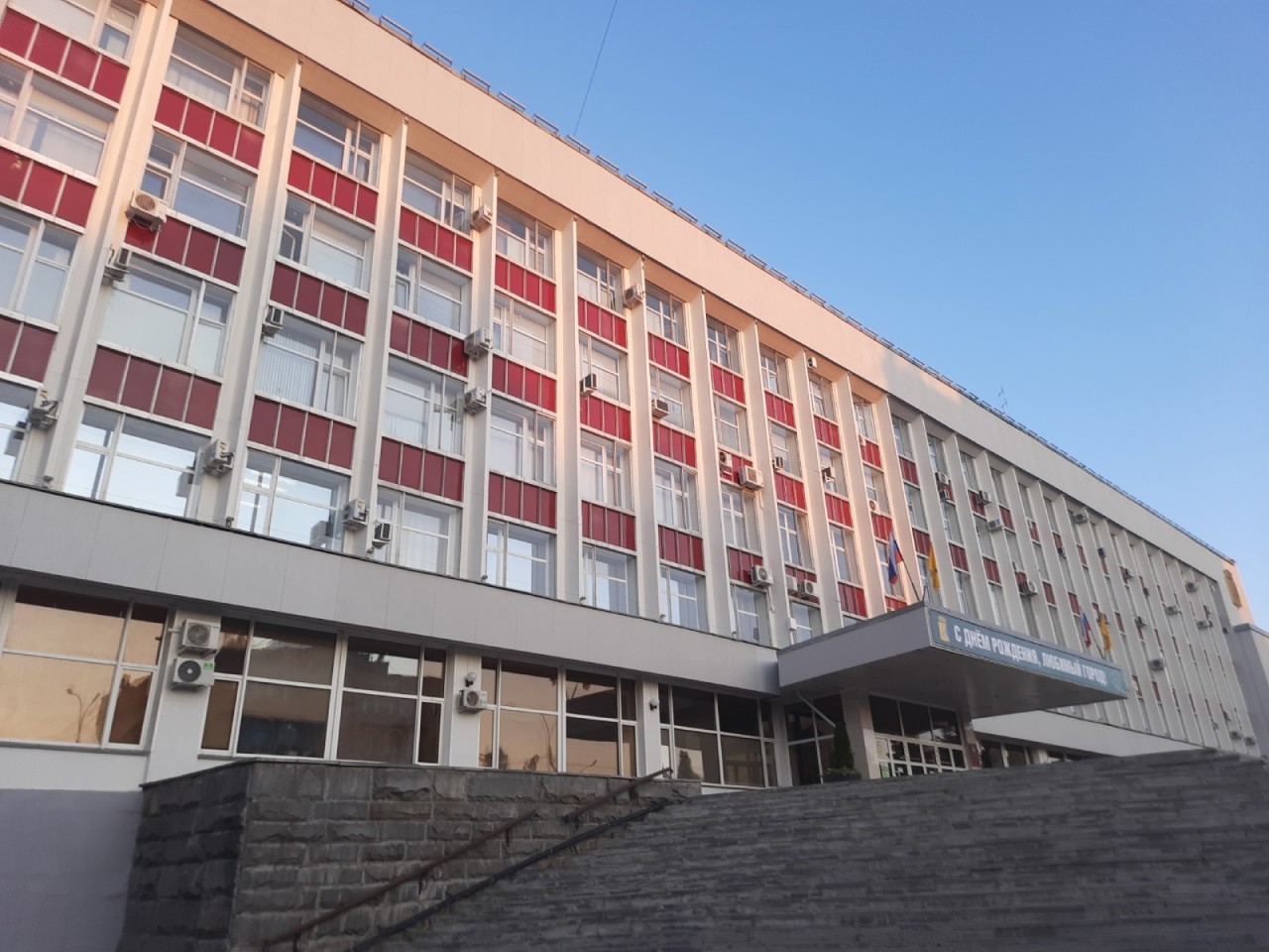 Дмитрий Кузьмин покинул департамент городского хозяйства Дмитрий Кузьмин покинул департамент городского хозяйства