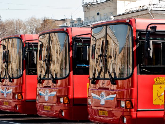 Новости от «Бизнес новостей» Елена Ковалева раскритиковала организацию работы общественного транспорта в Кирове