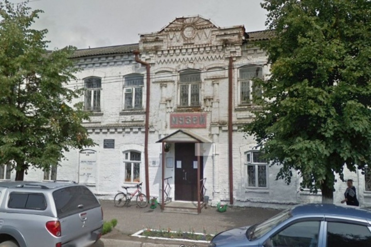 Администрация Яранска снова пытается найти подрядчика на реставрацию дома Родыгина за 2,7 млн рублей