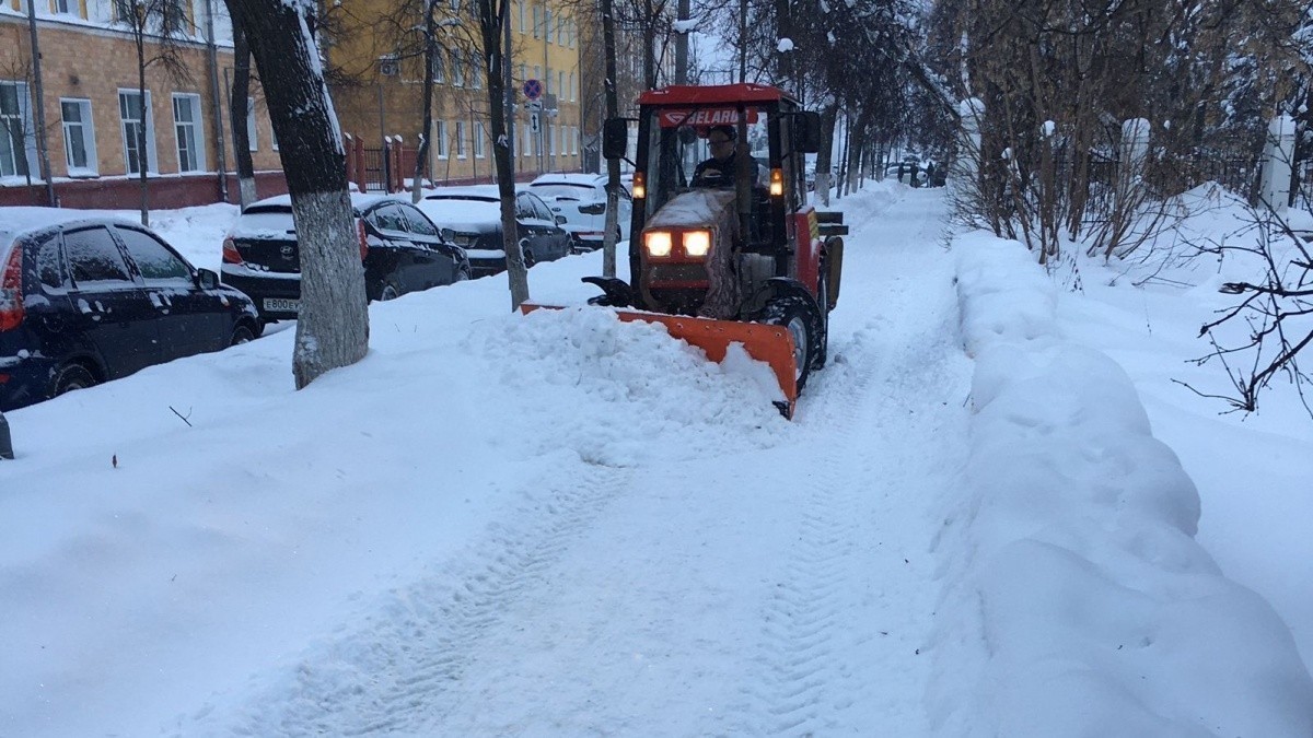 В Кировской области уборщикам снега готовы платить от 20 до 50 тысяч рублей