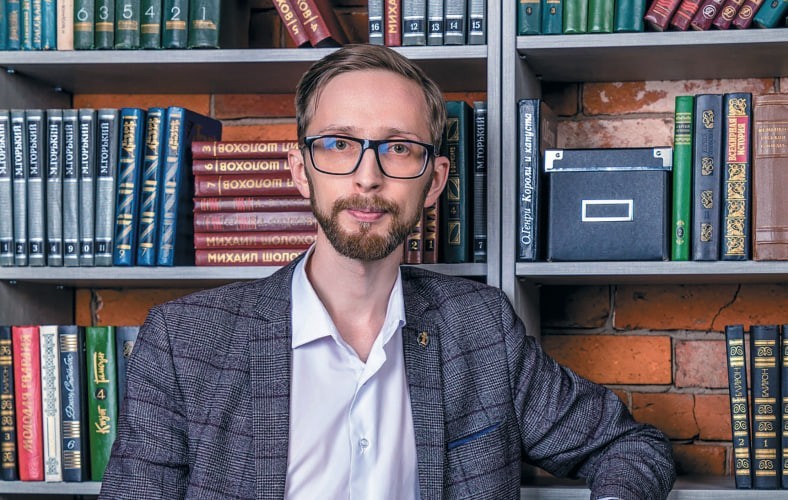 Новости от «Бизнес новостей» Антон Окулов: «Адвокат-старатель, отмывающий из зыбучих песков невиновных»