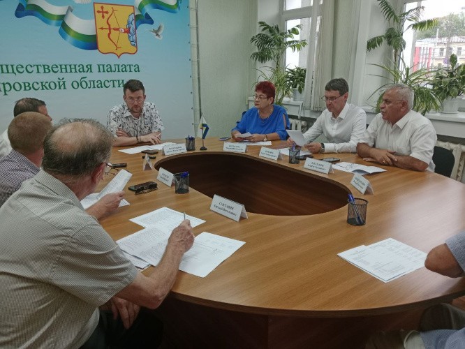 Новая комиссия ОПКО договорилась, как будет следить за строительством дорог и школ