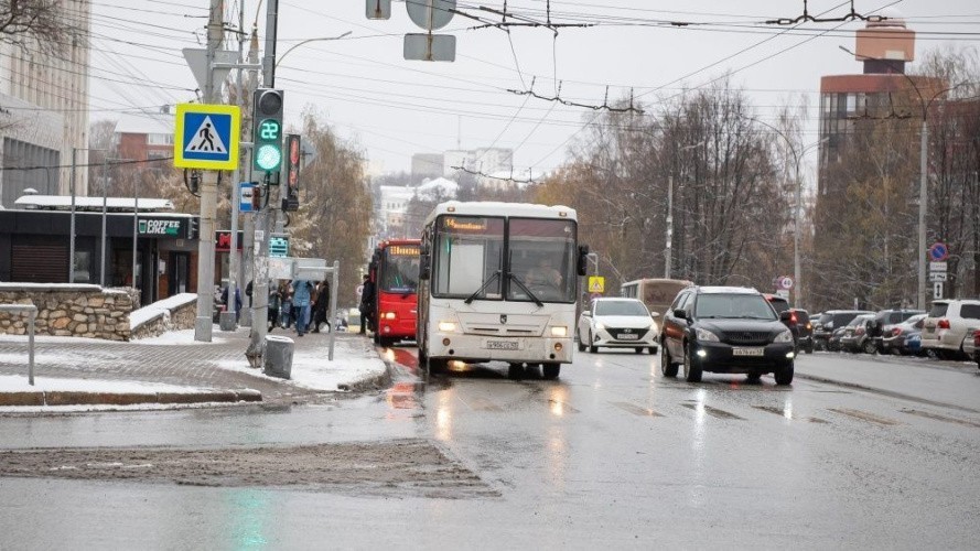 В Кирове обсудили установку светофоров в местах концентрации ДТП