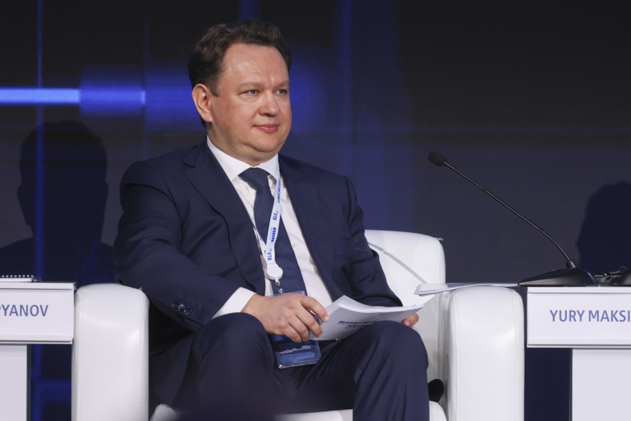 В ВТБ назвали причины, которые не позволят рублю резко ослабнуть до конца года В ВТБ назвали причины, которые не позволят рублю резко ослабнуть до конца года