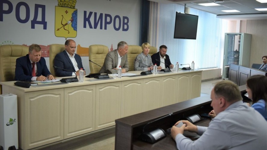 Депутаты Кирова намерены через федерацию ограничить доступ на рынок недобросовестных УК