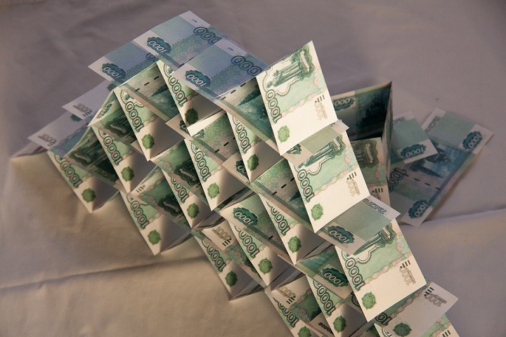 В Кировской области полиция расследует уголовное дело о хищении денег пайщиков потребкооператива «Звезда»
