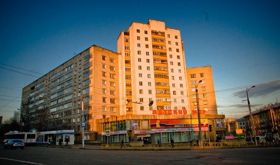 На торги по подготовке проекта ремонта фасада бывшего «Детского мира» подали 16 заявок На торги по подготовке проекта ремонта фасада бывшего «Детского мира» подали 16 заявок