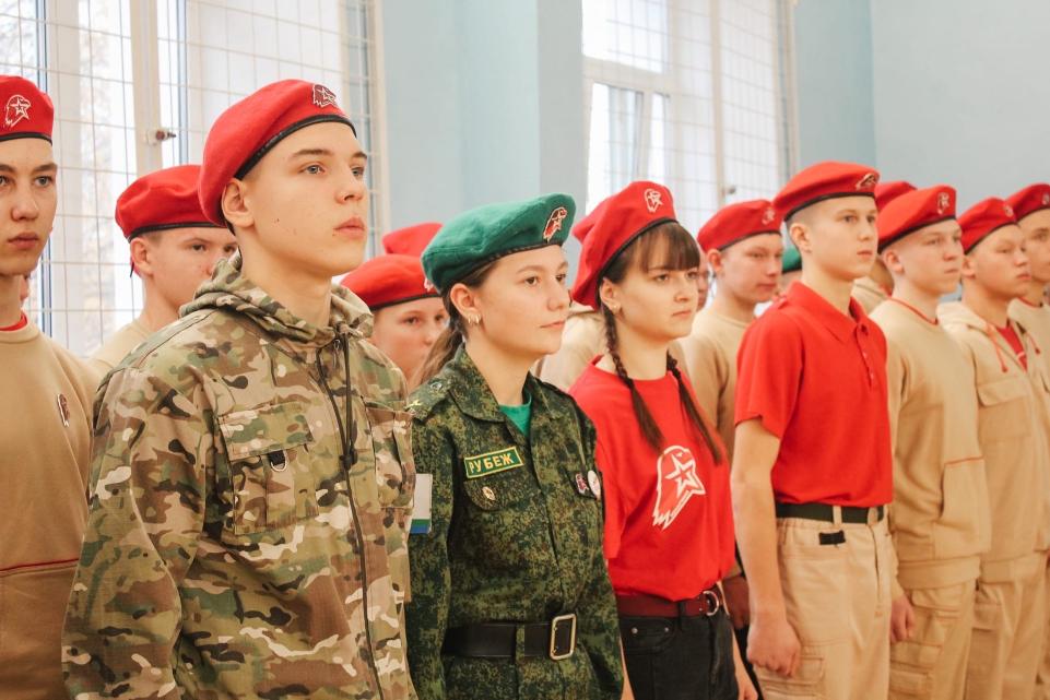 Новости от «Бизнес новостей» В Кировской области завершился проект «Школа командиров - 2022» регионального движения «Юнармия»
