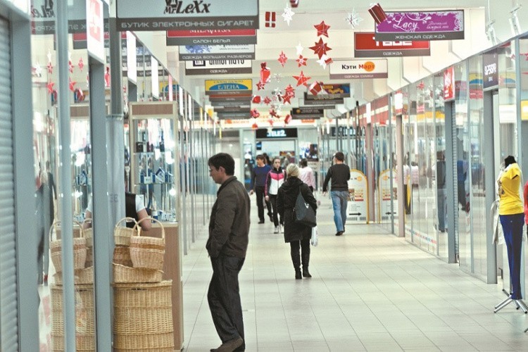 В ОЗС внесли законопроект о снижении налога на торговые центры в Кировской области