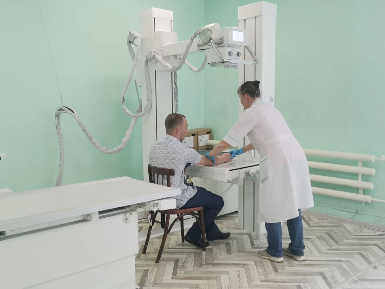 Новости от «Бизнес новостей» В Пижанской центральной районной больнице начал работать новый цифровой рентген