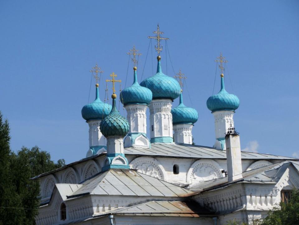 Слобожане возмущены заменой куполов храма 17 века на более «красивые»