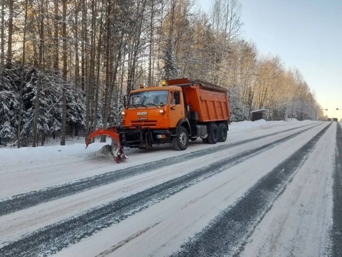 В новогодние каникулы дорожные службы будут работать в круглосуточно
