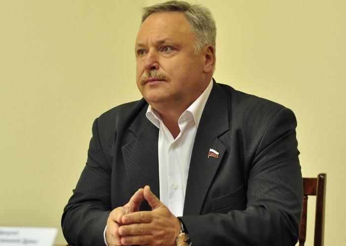 Олег Валенчук прекратил членство в высшем совете «Единой России»