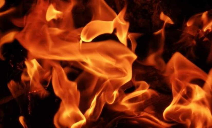 За сутки в Кировской области произошло десять пожаров на открытой территории и один пожар в поле