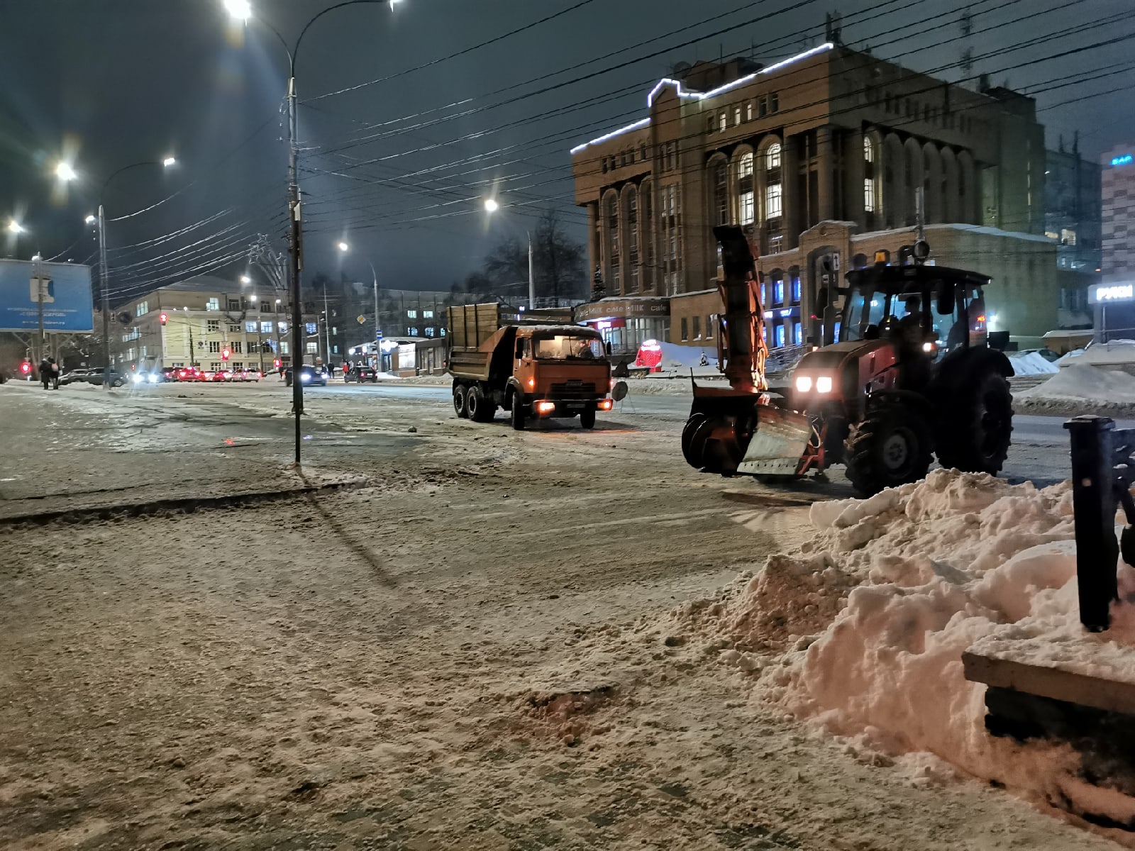 За снег в Кирове ответят сити-менеджер, глава ГДМС и УМВД 
