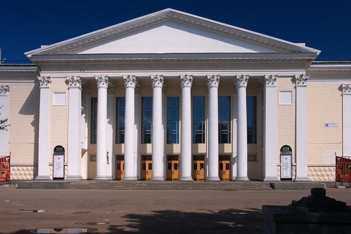 КСП усомнилась в выполнении мероприятий по сохранению здания драмтеатра в Кирове