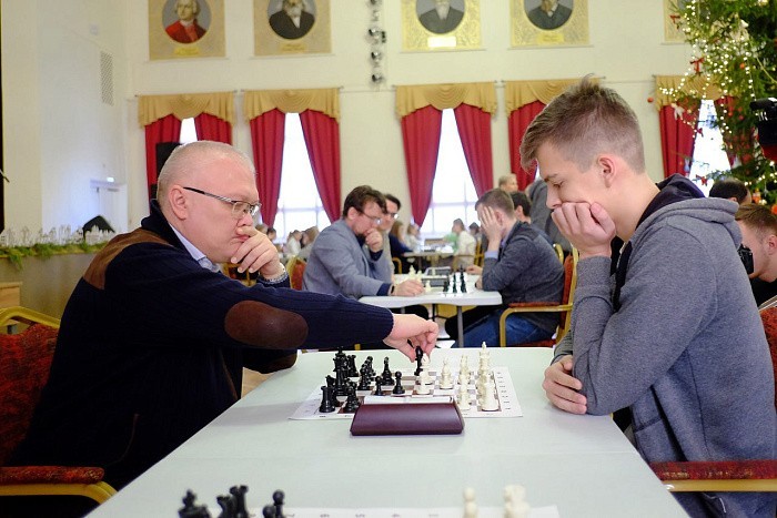 Более 100 шахматистов сразились в турнире на Кубок губернатора