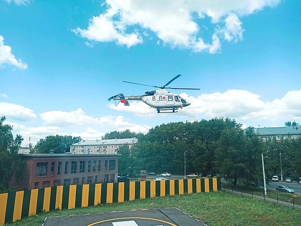 В Кировской область девять лет санавиация делает экстренную помощь доступнее В Кировской область девять лет санавиация делает экстренную помощь доступнее