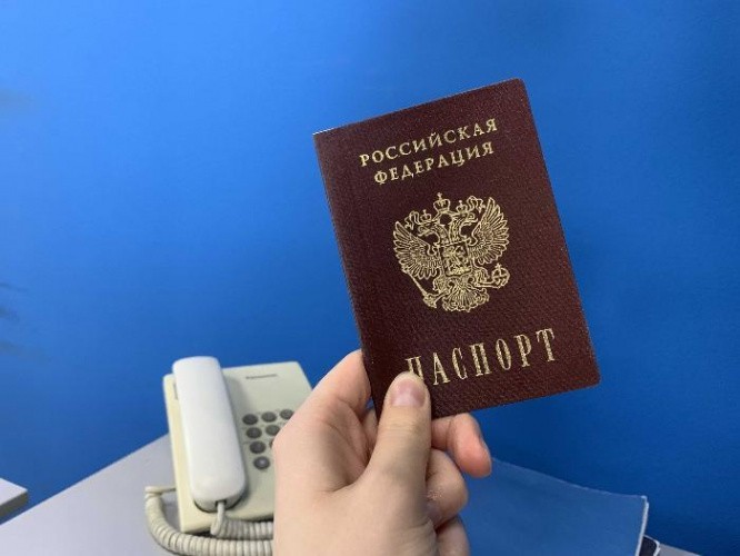 Электронные паспорта в России начнут вводить с конца 2022 года