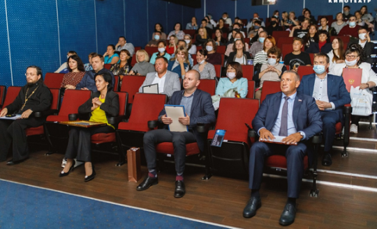 Кинотеатр "Смена" отметил юбилей - 20 лет под управлением культурного фонда "Эрмитаж"