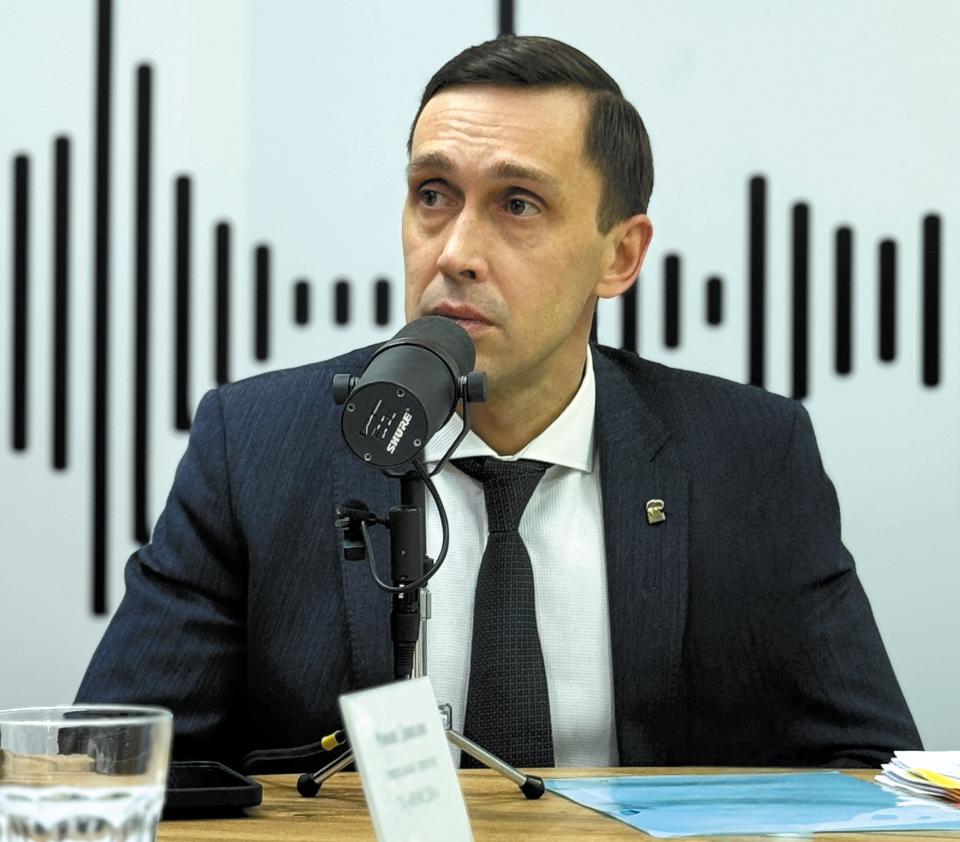 Комитет ЗСКО одобрил назначение Курдюмова на пост первого зампреда правительства Комитет ЗСКО одобрил назначение Курдюмова на пост первого зампреда правительства