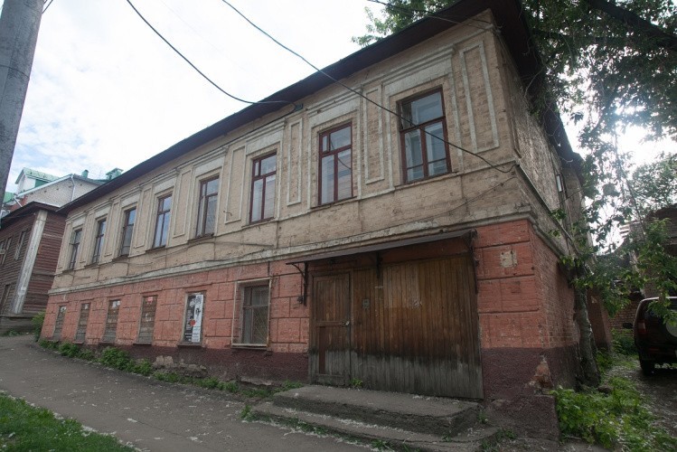 Депутаты предложили передать продажу включенных в план приватизации объектов в Кирове на аутсорсинг