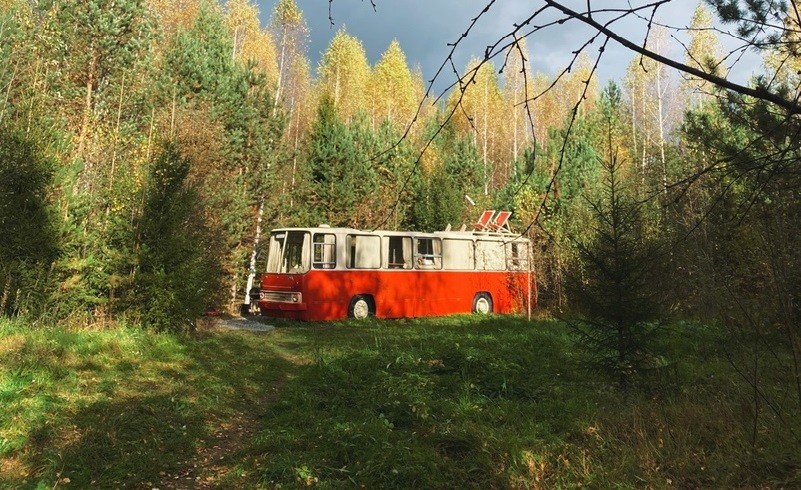  В Кировской области сгорел «автобусный» глэмпинг 