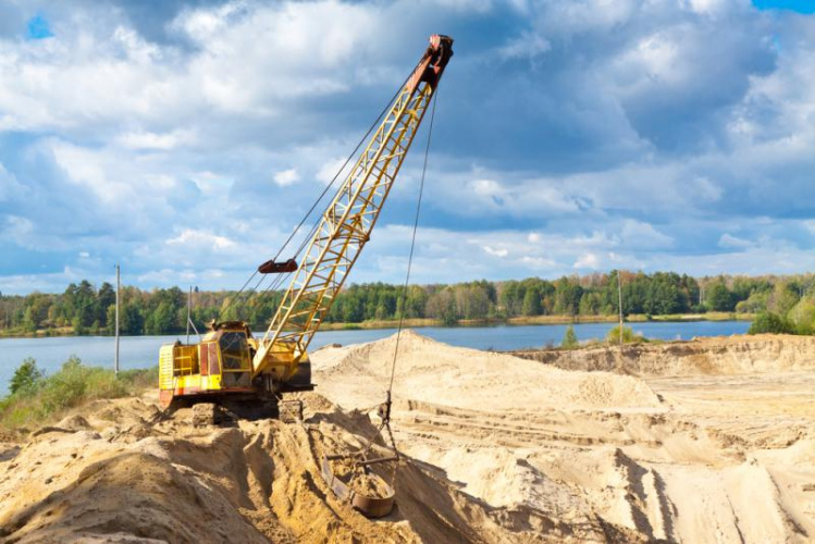 В Кировской области организацию досрочно лишили лицензии на добычу песка