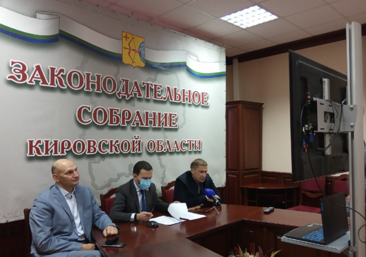 Комиссия общественной палаты поддержала инициативу сократить количество депутатов ОЗС
