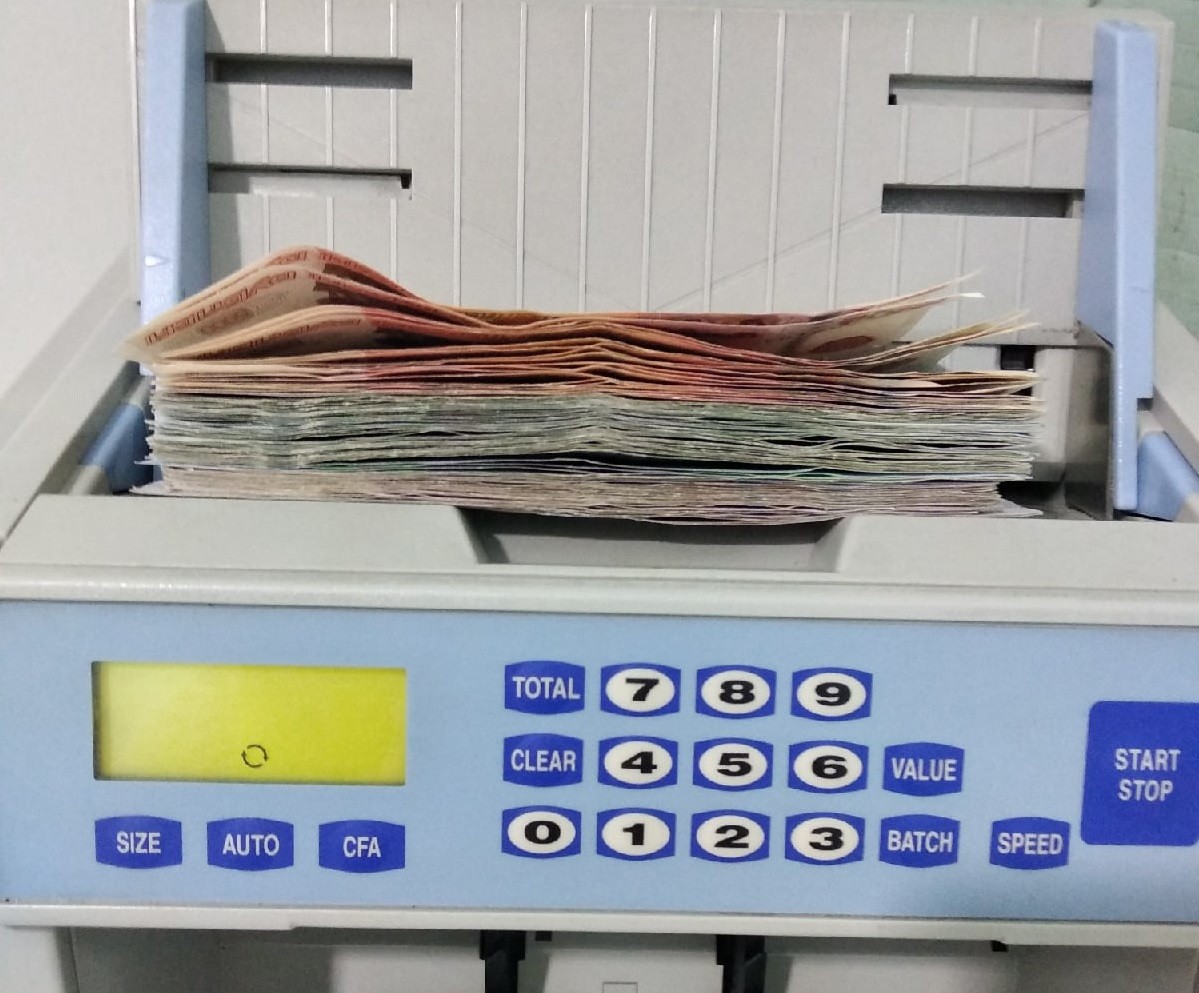 Фото новости от «Бизнес новости» За 3 месяца в банковской системе Кировской области выявили 8 поддельных купюр Новости от «Бизнес новостей» За 3 месяца в банковской системе Кировской области выявили 8 поддельных купюр