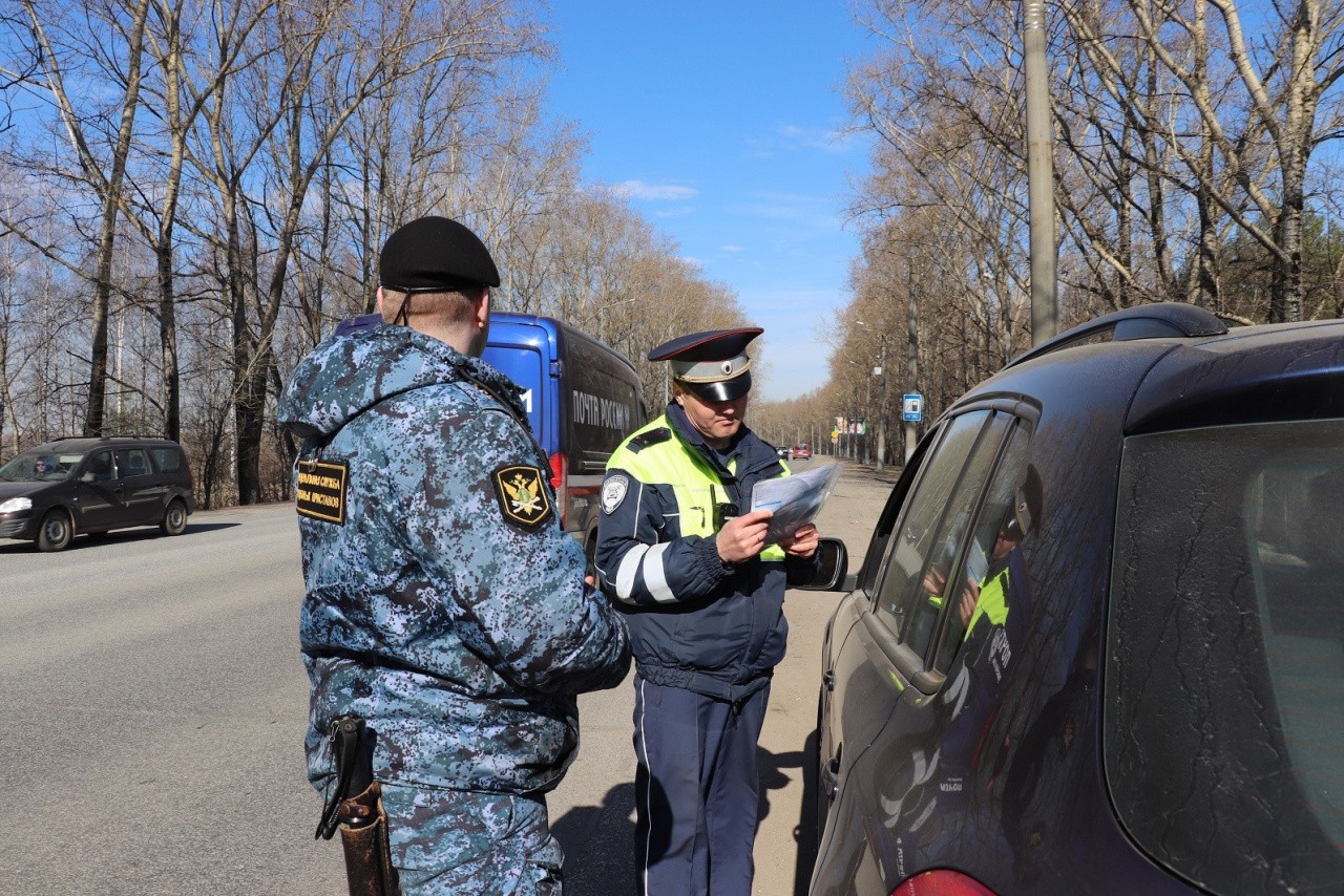 За долги по энергоресурсам у двух жительниц Кирова арестовали автомобили