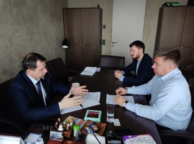 Сандалов рассказал о продуктивном рабочем дне в Москве и включенном «зеленом свете» для инвесторов Кировской области