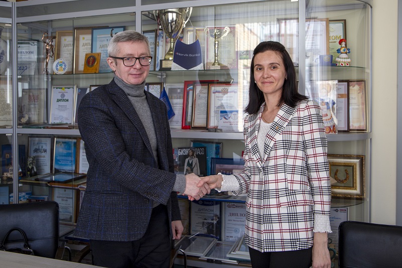 Норвик Банк и Кировский областной фонд поддержки малого и среднего предпринимательства подписали соглашение о сотрудничестве