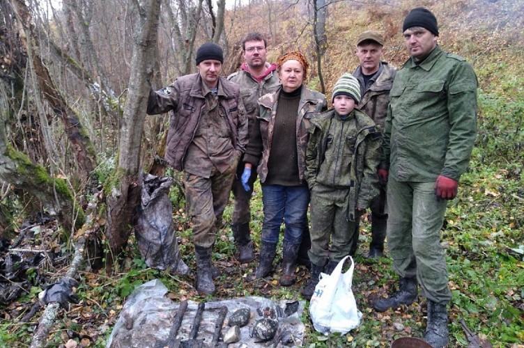 Жителей Кировской области просят найти родных погибших солдат