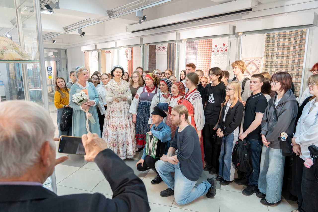 10_(4).jpg 10_(4).jpg