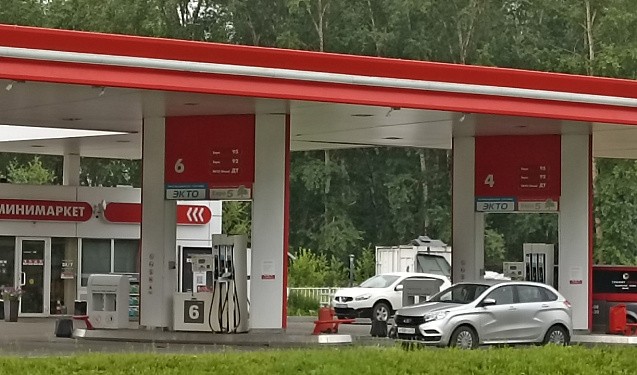 В Кировской области с 3 августа отменяют отпуск топлива по номерам машин