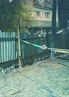 Виновный в гибели кировчанки от упавшего на стройке забора получил условный срок – материалы газеты Виновный в гибели кировчанки от упавшего на стройке забора получил условный срок – материалы газеты