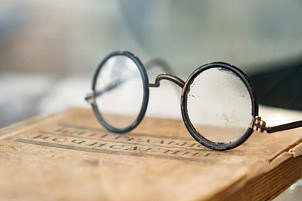 Накануне празднования 80-летия Великой Победы в ВятГУ открылась уникальная тематическая выставка