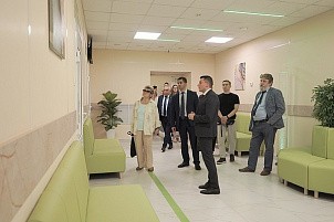 Дмитрий Курдюмов обсудил с общественниками первостепенные задачи здравоохранения региона